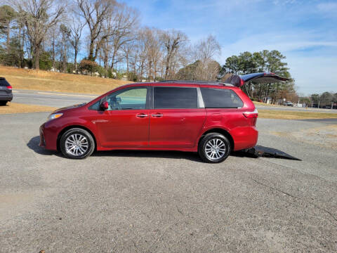 2018 Toyota WHEELCHAIR VAN