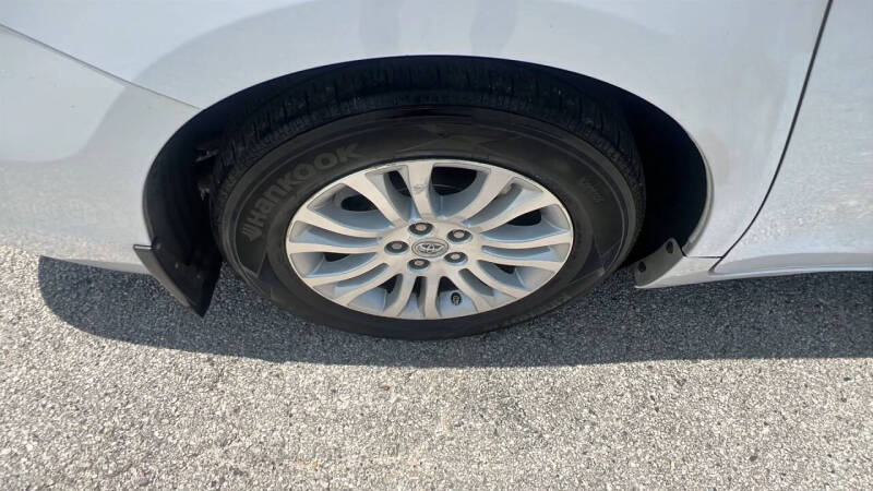 2013 Toyota Sienna