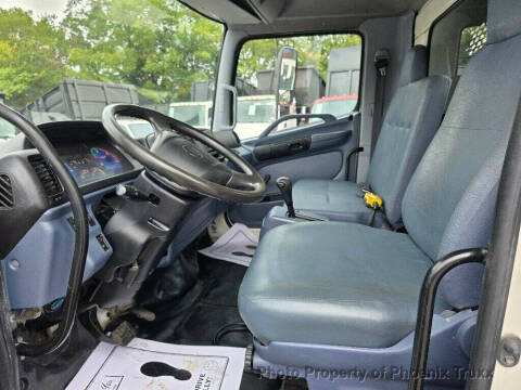 2006 Hino 268A
