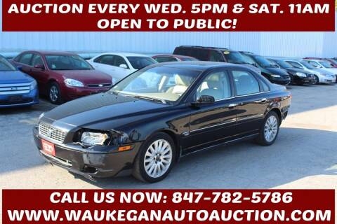 2004 Volvo S80 for sale at Waukegan Auto Auction in Waukegan IL