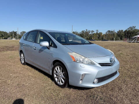 2013 Toyota Prius v Five