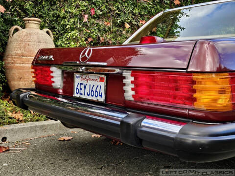 1986 Mercedes-Benz 560-Class 560 SL
