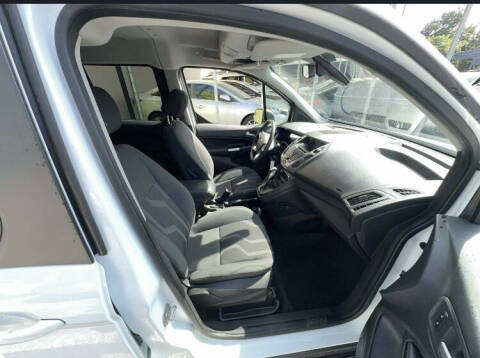 2017 Ford Transit Connect XLT