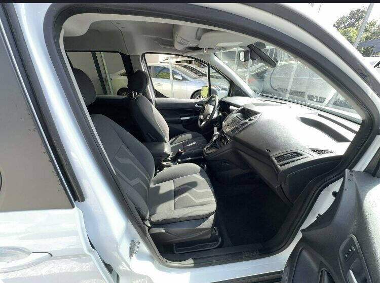 2017 Ford Transit Connect XLT