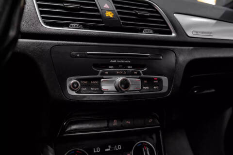 2016 Audi Q3 2.0T quattro Premium Plus