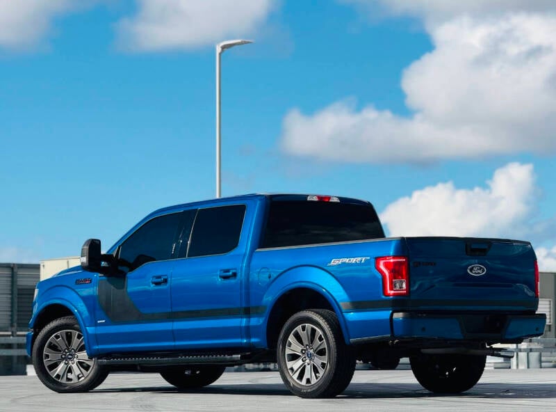 2017 Ford F-150 XLT photo 9