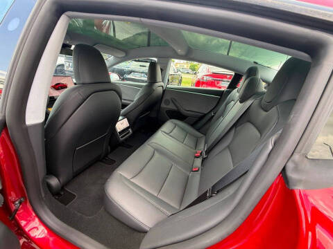 2025 Tesla Model 3 Long Range
