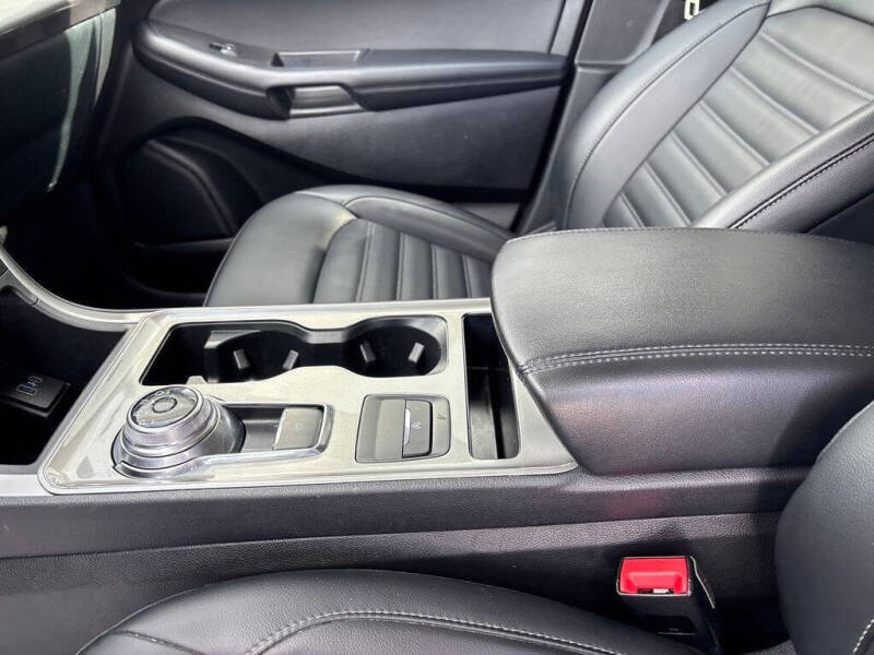 2024 Ford Edge
