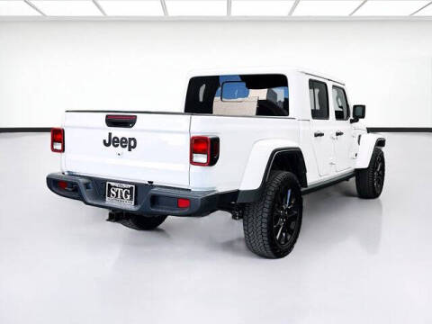2025 Jeep Gladiator NightHawk