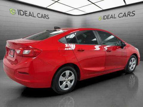 2017 Chevrolet Cruze LS Auto