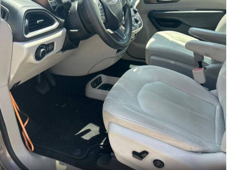 2017 Chrysler Pacifica Touring