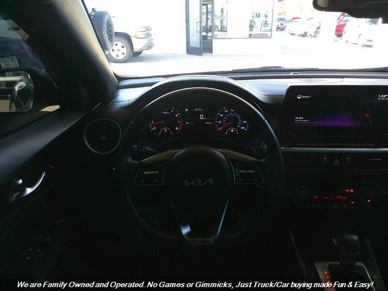 2022 Kia Forte GT Line