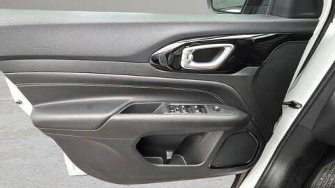 2023 Jeep Compass Altitude