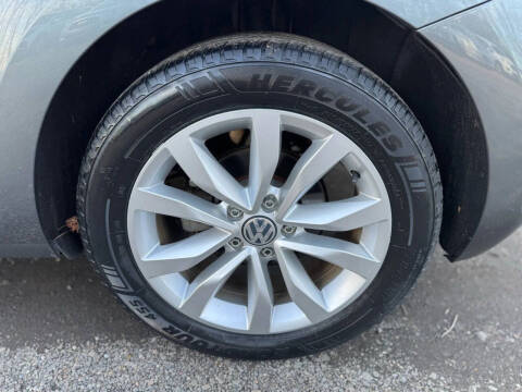 2012 Volkswagen Beetle