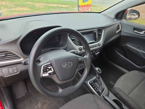 2019 Hyundai Accent SE