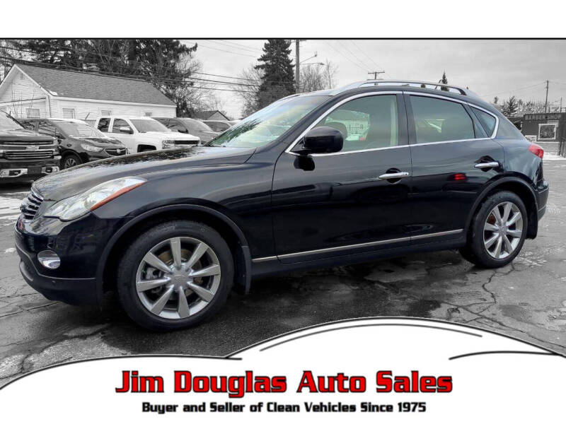 2015 Infiniti QX50 for sale at Jim Douglas Auto Sales in Pontiac MI