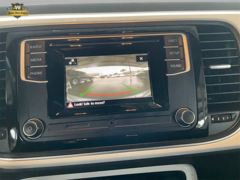 2019 Volkswagen Beetle Convertible 2.0T S