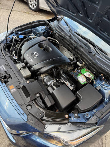 2018 Mazda MAZDA3 Sport