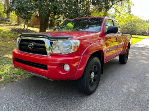 2005 Toyota Tacoma for sale at Lenoir Auto in Lenoir NC