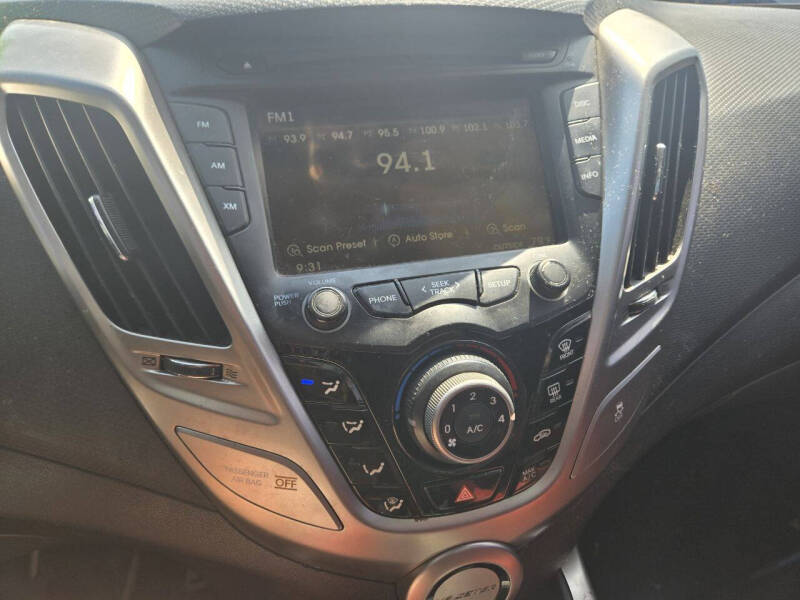 2012 Hyundai Veloster
