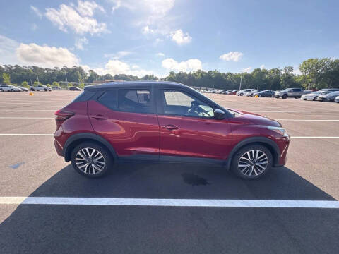 2023 Nissan Kicks SV