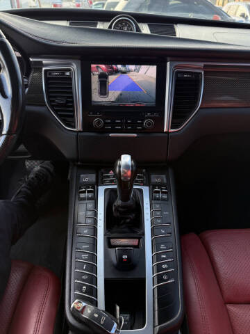 2017 Porsche Macan GTS