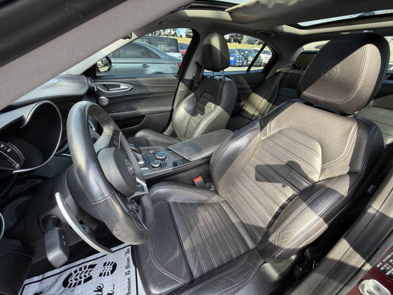 2019 Alfa Romeo Giulia Ti Sport Carbon