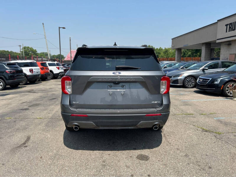 2021 Ford Explorer XLT