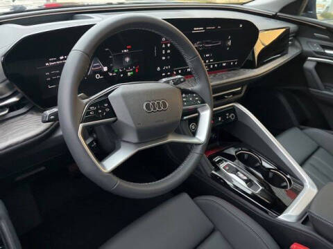 2025 Audi Q5 quattro Premium Plus TFSI