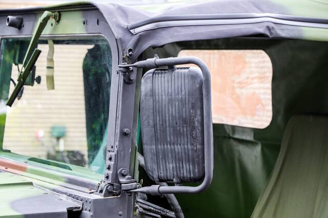 2018 AM General Hummer