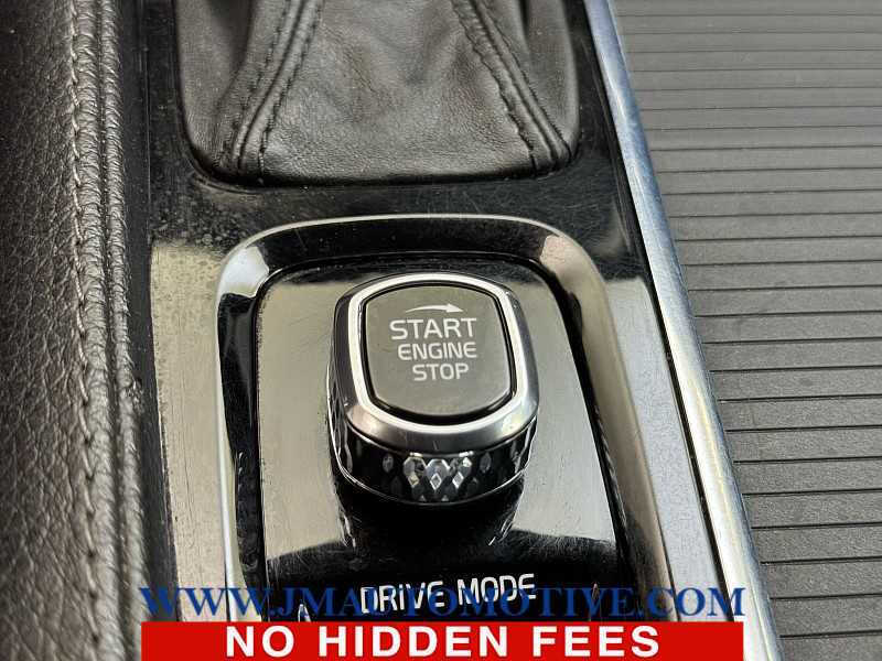 2019 Volvo V90 Cross Country T5