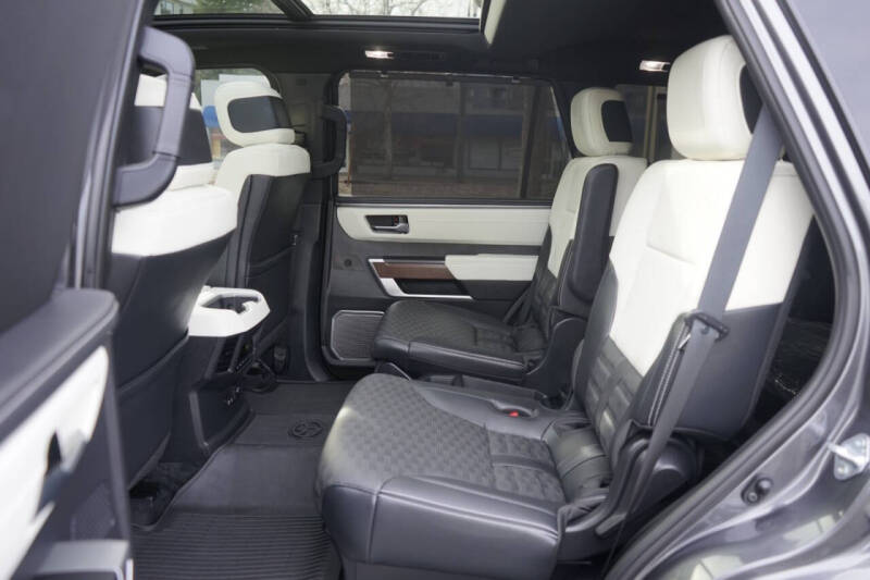 2024 Toyota Sequoia Capstone