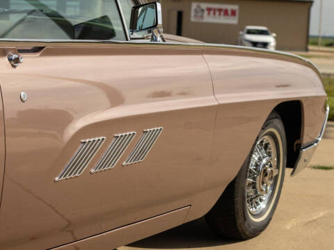 1963 Ford Thunderbird