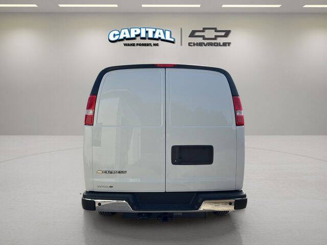 2026 Chevrolet Express 2500