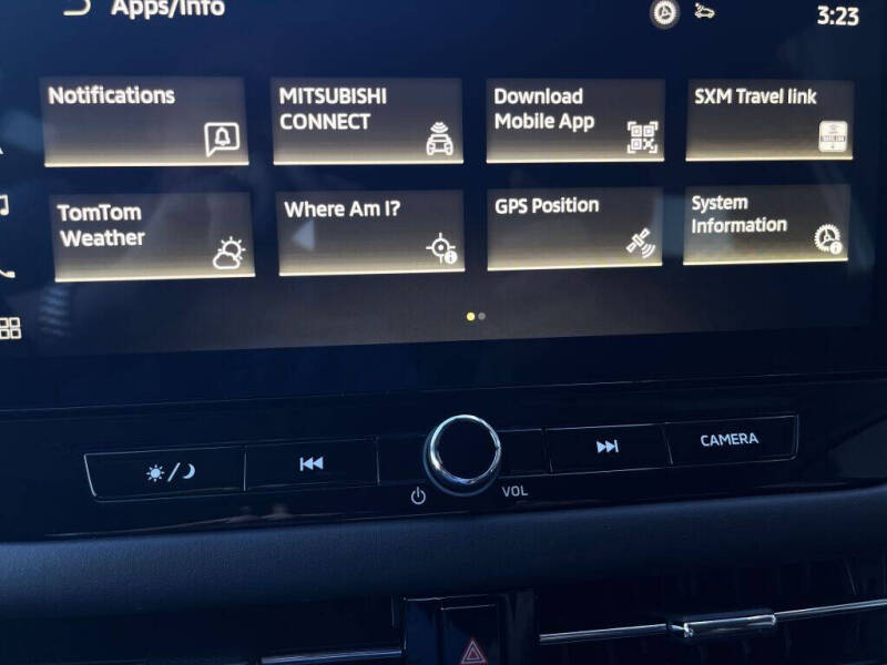 2026 Mitsubishi Outlander ES