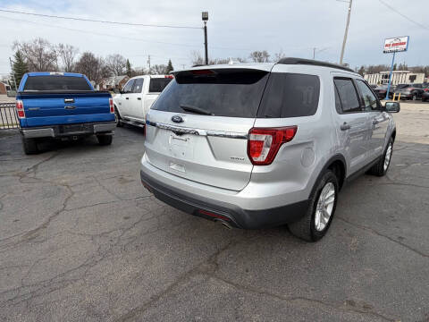 2017 Ford Explorer
