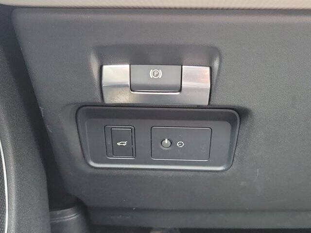 2023 Land Rover Discovery Sport P250 S R-Dynamic