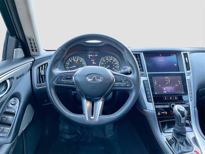 2022 Infiniti Q50 Luxe
