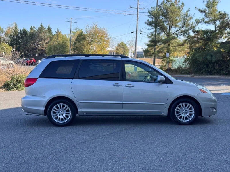 2010 Toyota Sienna