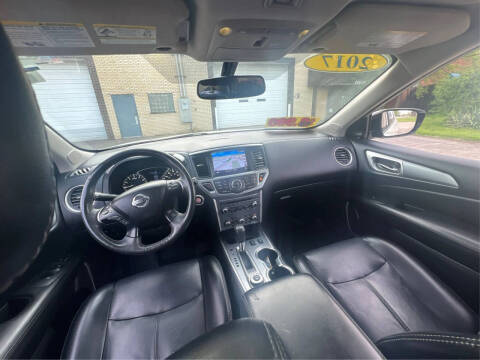 2017 Nissan Pathfinder