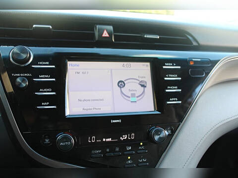 2020 Toyota Camry Hybrid SE