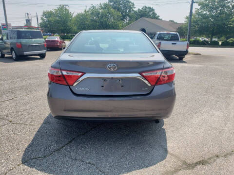 2017 Toyota Camry LE