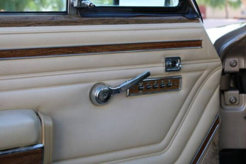 1990 Jeep Grand Wagoneer