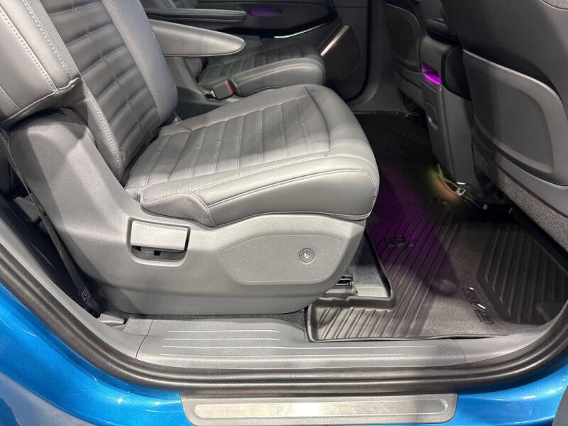 2024 Kia EV9 Land