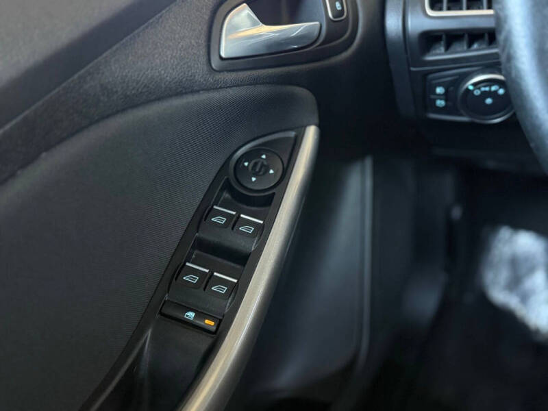 2018 Ford Focus Titanium