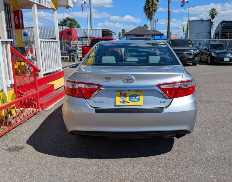 2016 Toyota Camry LE