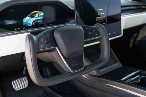 2022 Tesla Model S Plaid