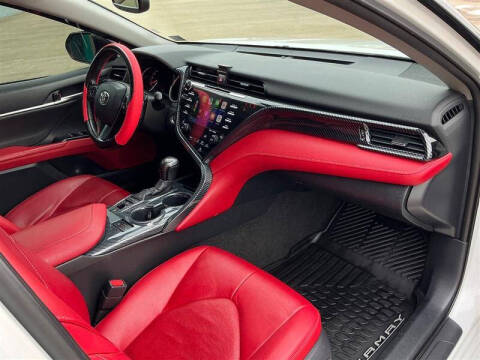 2019 Toyota Camry XSE