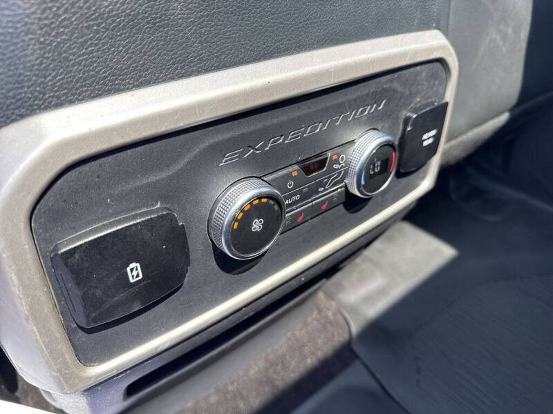 2022 Ford Expedition MAX Limited