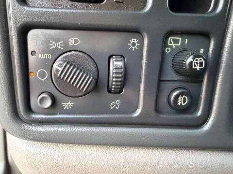 2003 Chevrolet Tahoe LS